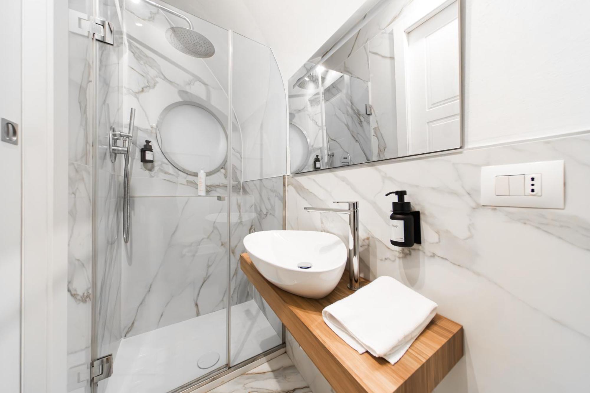 Lilli House - Suite In The Heart Of Bologna Bolonha Exterior foto